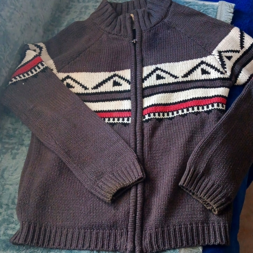 Sweater with zipper size L